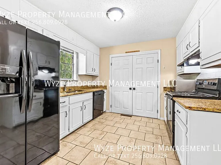 2213 Cecille Dr SW — Photo 18