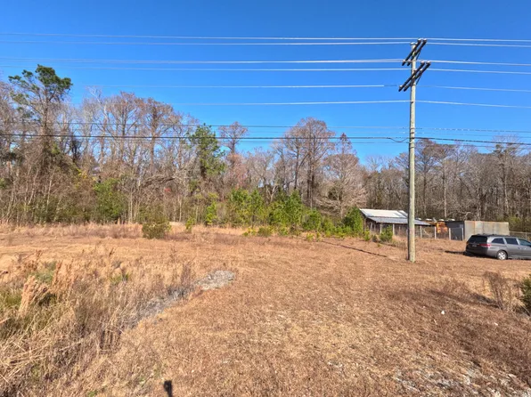 1375 Piney Green Road, Jacksonville, NC 28546