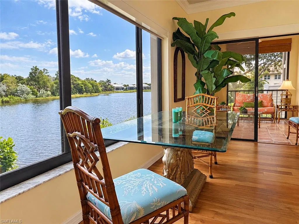 2 bed, 2.0 bath, 1345 sqft, $3,900 — Photo 4