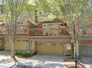 29 High Top Rd, Sandy Springs, GA 30328
