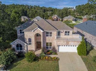 6 Crystal Mountain Cv, Maumelle, AR 72113