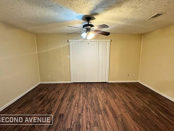 4th image of 1813 Country Village Blvd