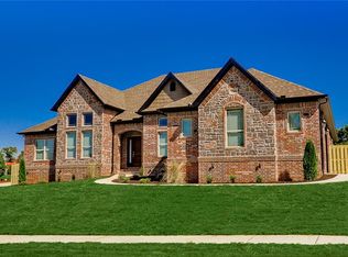 700 Quail Run, Springdale, AR 72762