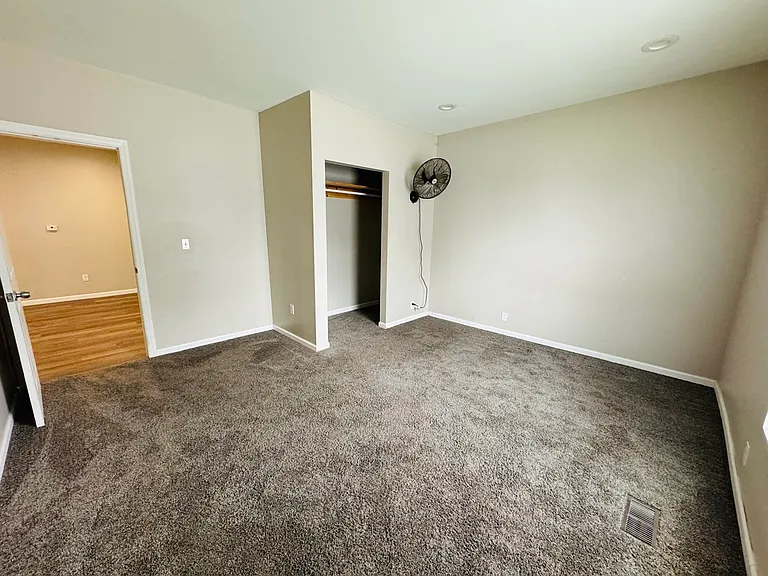 121 S Elm Ave #1 — Photo 26