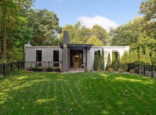 1840 Essex Rd, Minnetonka, MN 55305