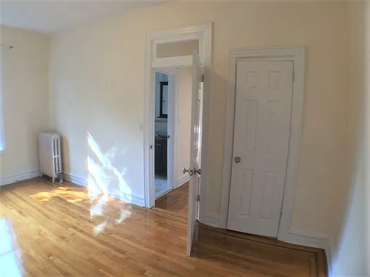 Rented by EXR | media 4