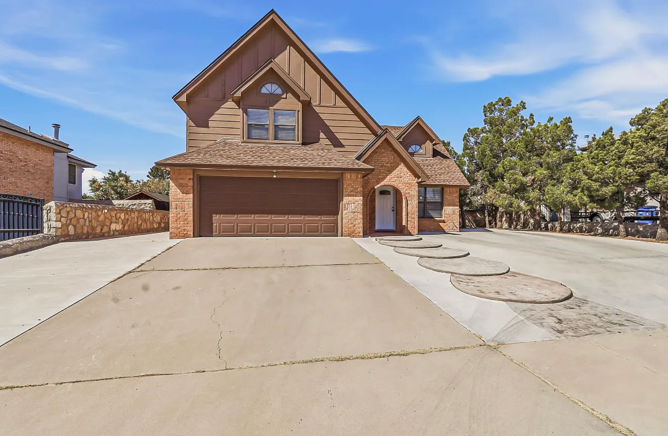 3 bed, 1534 sqft, $1,875 — Photo 1