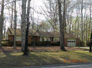 805 Scotsdale Dr, Laurinburg, NC 28352