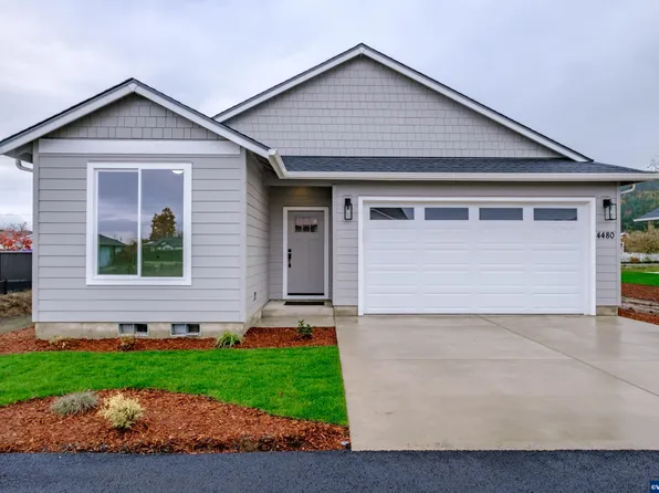 4480 Knotty Pine Ct, Sweet Home, OR 97386