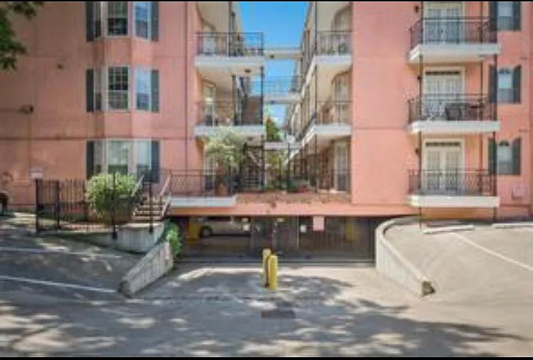 3208 Cole Ave #1109 — Photo 29