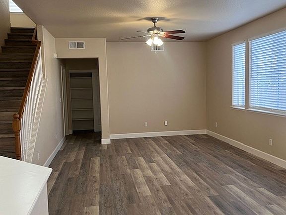 3rd image of 2446 Burtin Dr