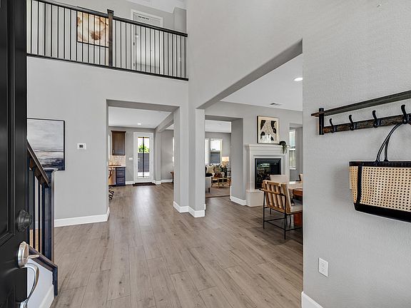 5th image of 271 Eagle Nest Dr
