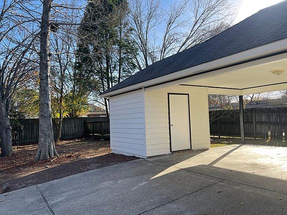 4th image of 10380 Springwind Ct