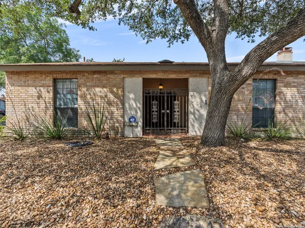 5822 RUE BOURBON, San Antonio, TX 78240