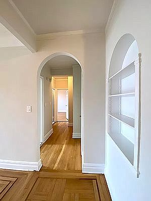4th image of 225 Sterling Pl APT 5R
