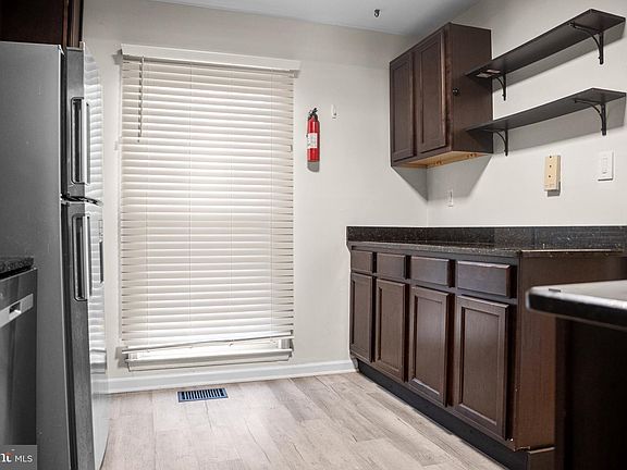 4th image of 14811 Belle Ami Dr #95