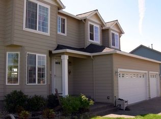 818 N Lark Dr, Ridgefield, WA 98642