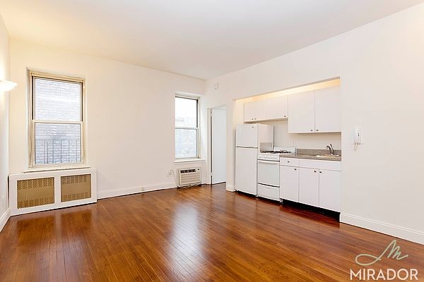 2nd image of 440 E 85th St APT 5H