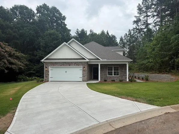104 Lands End, Greenwood, SC 29649