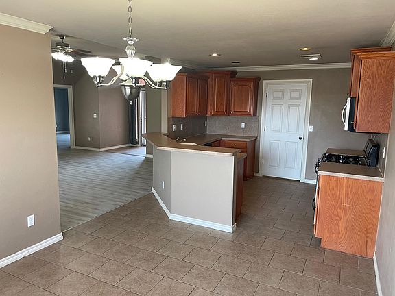 2nd image of 1504 Sunrise Dr