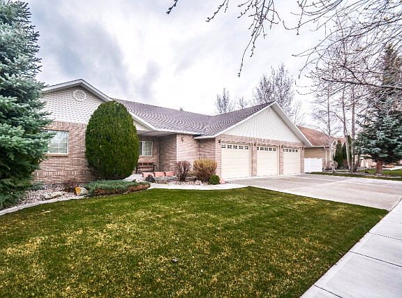 2nd image of 5776 Gleneagles Dr