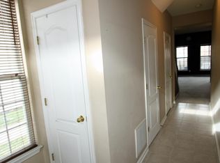 13023 Park Crescent Cir, Herndon, VA 20171