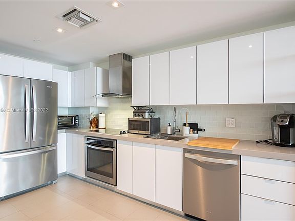 4th image of 1600 NE 1st Ave #2703