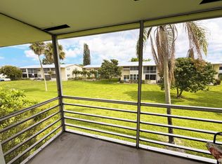 136 Coventry Pl #F, West Palm Beach, FL 33418