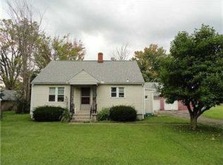 4096 Sowles Rd, Hamburg, NY 14075
