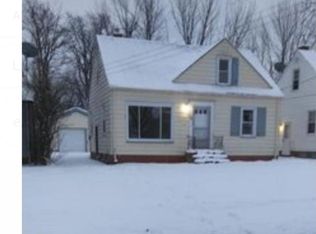19616 Sunset Dr, Warrensville Heights, OH