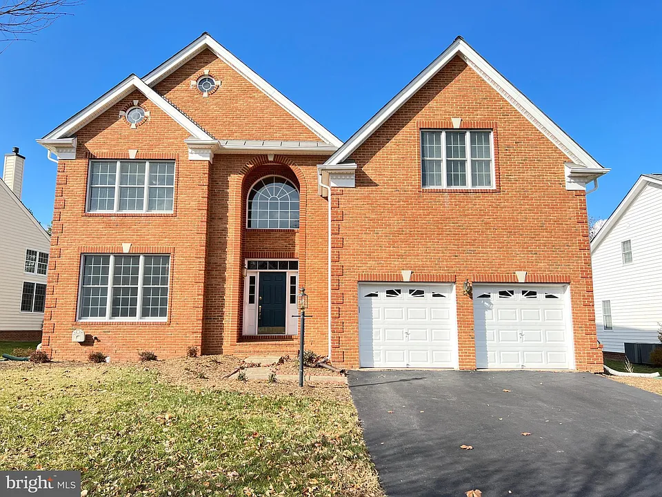 5920 Interlachen Ct