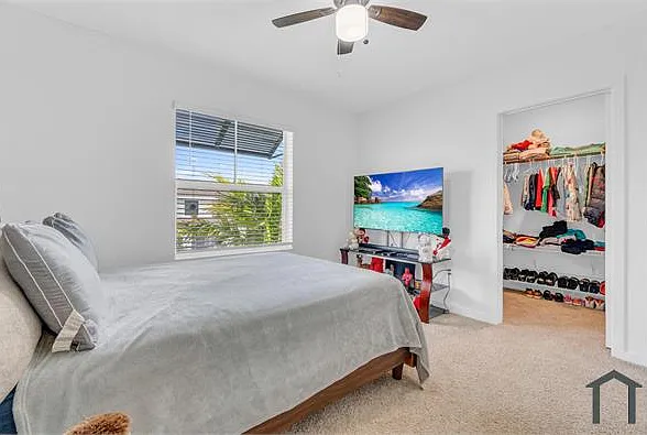 3 bed, 1376 sqft, $3,000 — Photo 1