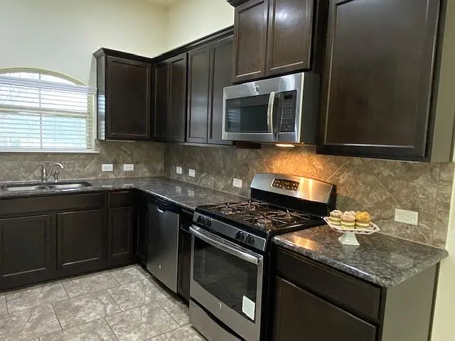 643 Allenscreek Way — Photo 12