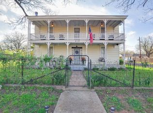 510 Saint Geralda St, Fredericksburg, TX 78624