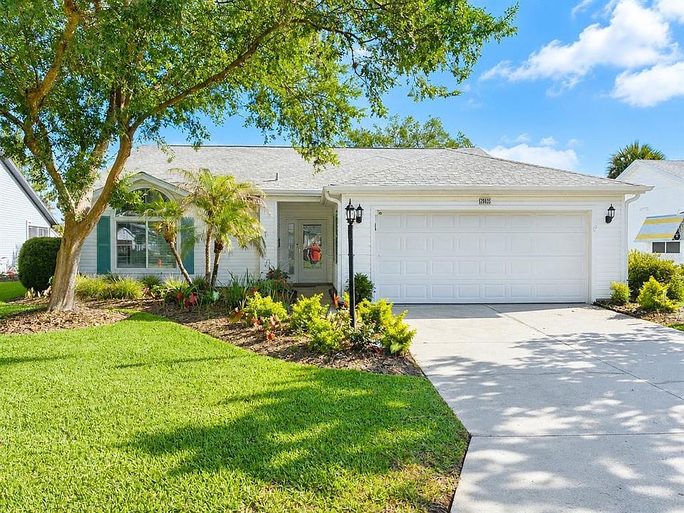 1st image of 26035 Oakmount Dr