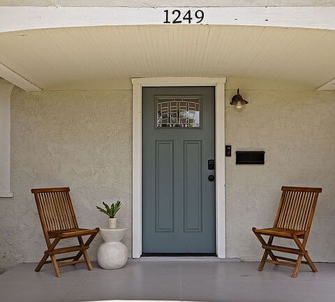 2nd image of 1249 W 56th St