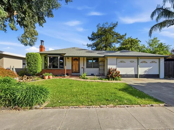 1923 Will Scarlet Lane, Santa Rosa, CA 95405