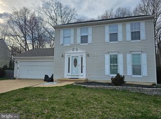 8 Corkwood Ln, New Castle, DE 19720