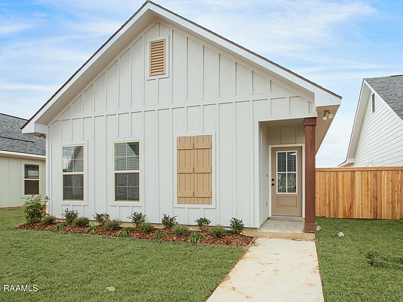 2nd image of 108 Ridgedale Aly