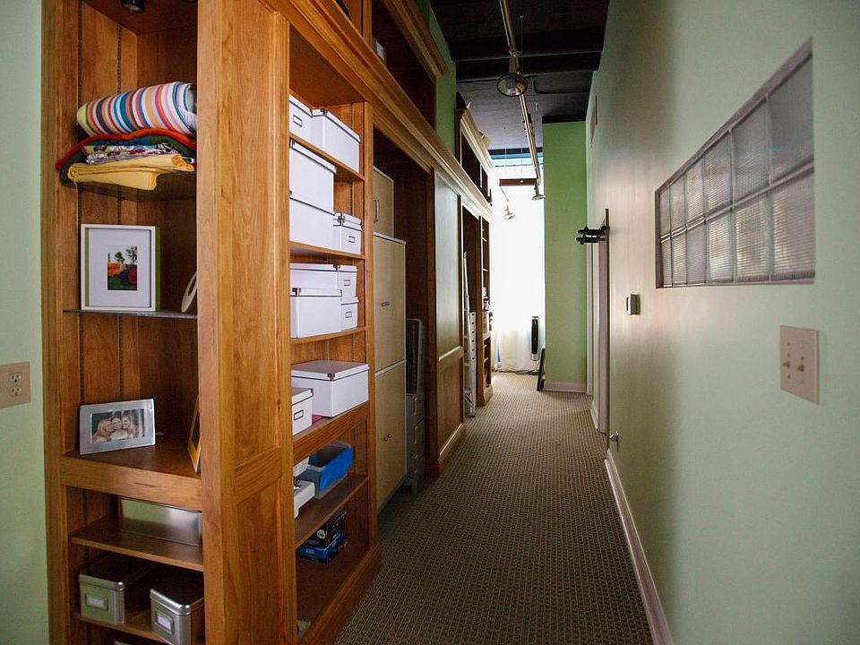Floor to ceiling storage