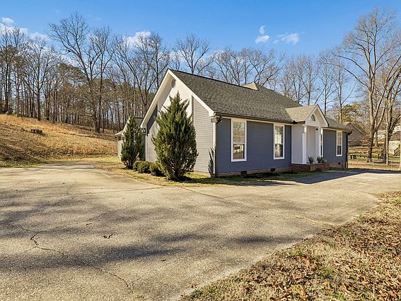 3rd image of 350 Alexander Rd