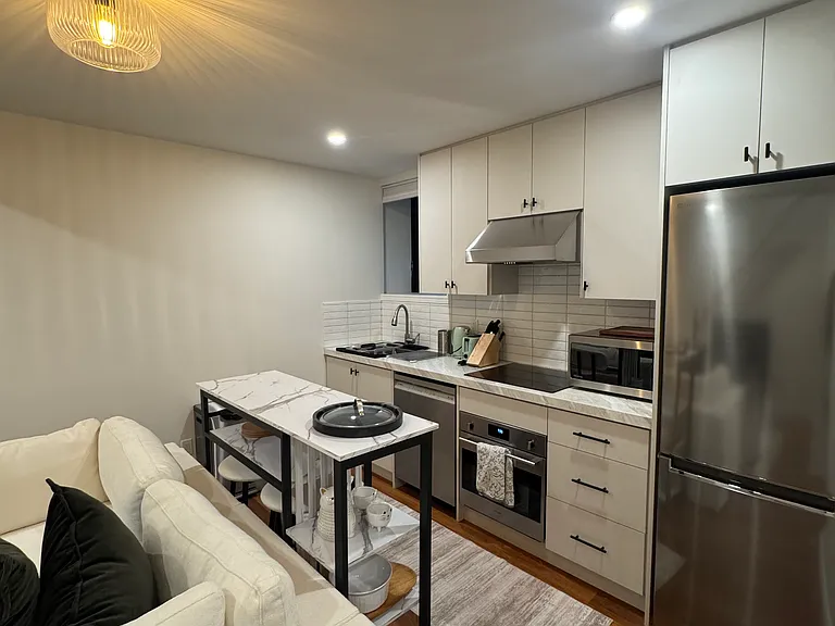 277 Pacific Ave — Photo 10