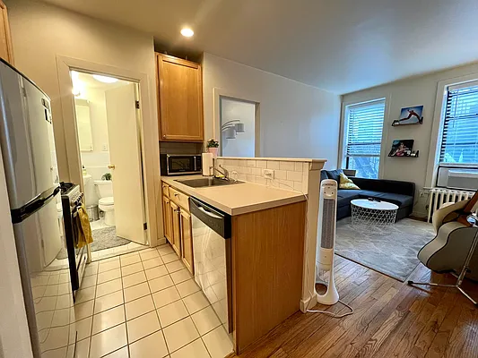 Rented by Heller Organization | media 21