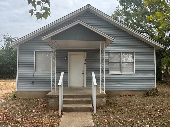 314 Arthur St, Mc Gregor, TX 76657