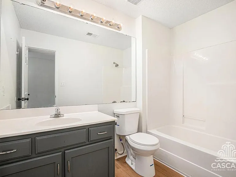 639 N Queen Ridge Ct — Photo 10