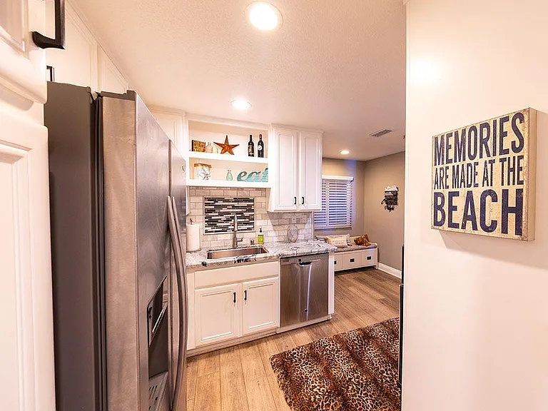1516 Pacific Coast Hwy #202 — Photo 3