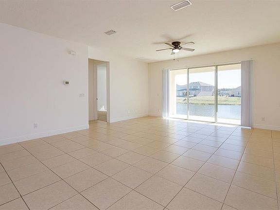 4th image of 4956 Blanche Ct