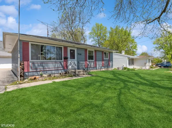 706 University St, Harvard, IL 60033