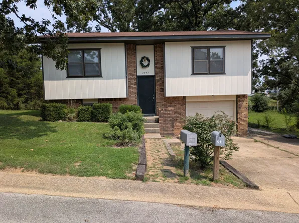 2043 Brentwood Rd, Poplar Bluff, MO 63901