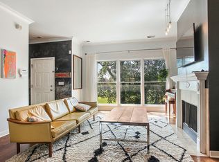 1328 W Grenshaw St, Chicago, IL 60607